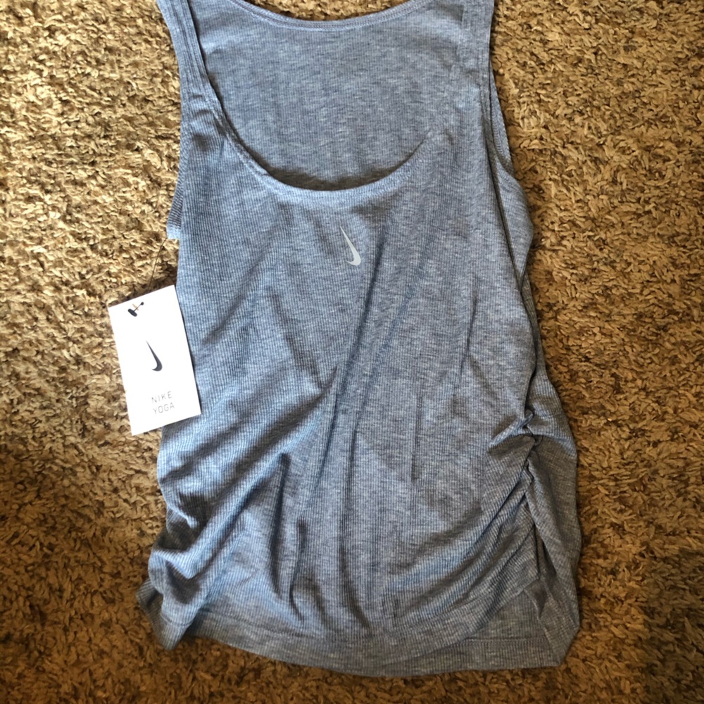 Nike tank